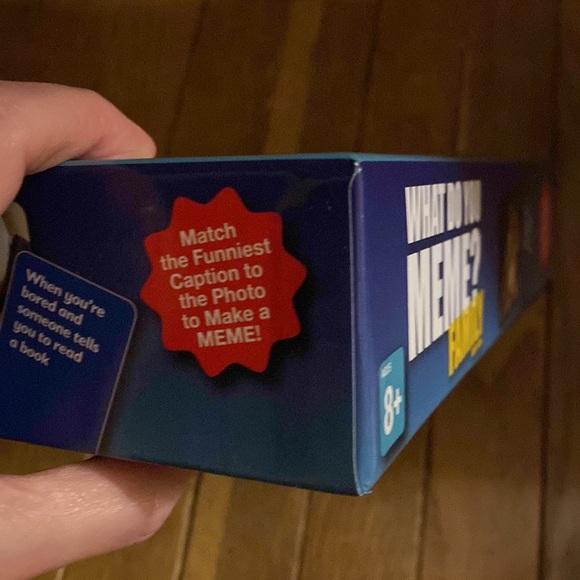 What Do You Meme? Family Edition Game - Picture 11 of 13